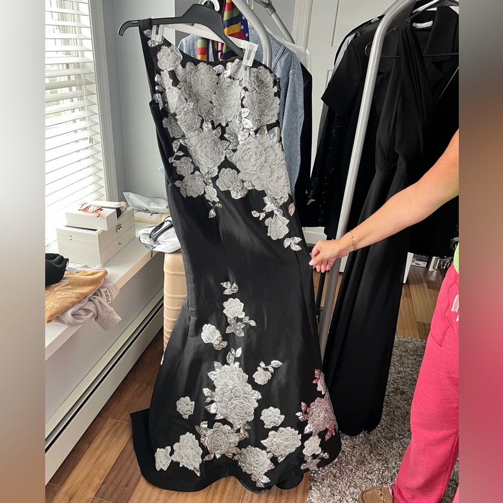 Black Jovani one shoulder MOB Gown - Picture 5 of 5